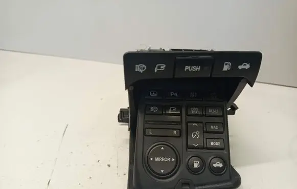 Lexus GS 300 350 430 450H A set of switches 7588840100 8401030220