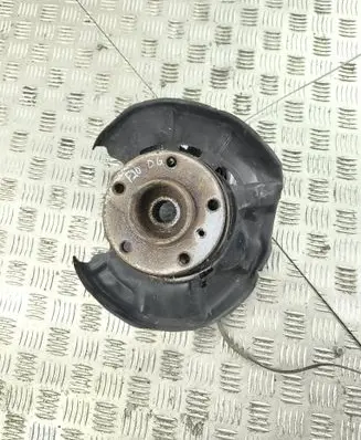BMW 1 F20 F21 Rear wheel hub 0000019776 0006320162 E704653