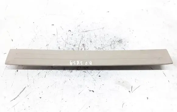 KIA Sorento Front sill trim cover 858713E000