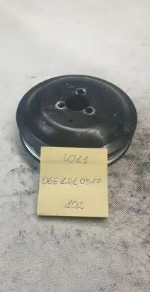Audi A6 C7 Water pump pulley 06E121031F