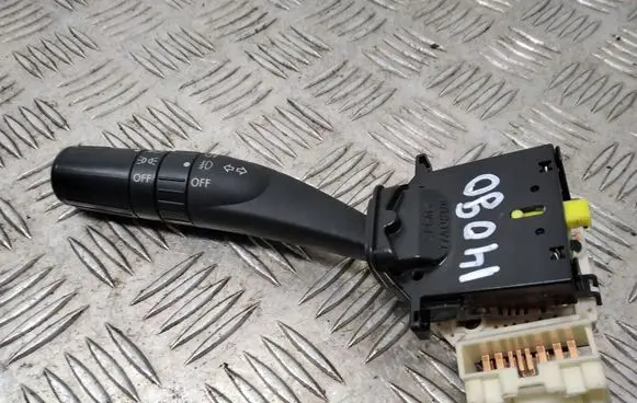 Subaru Outback Indicator stalk 17A0896