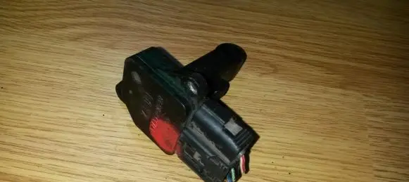 Mazda 3 I Mass air flow meter 1974002010