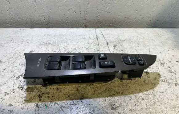 Lexus IS 220D-250-350 Electric window control switch 514569