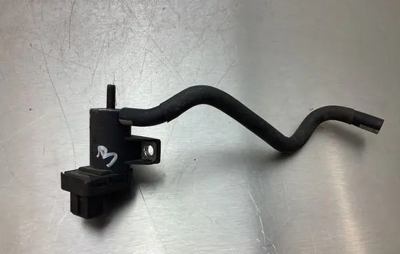 Renault Laguna III Turbo solenoid valve 8200762162