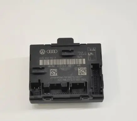 Audi A1 Door control unit/module 8X0959792F