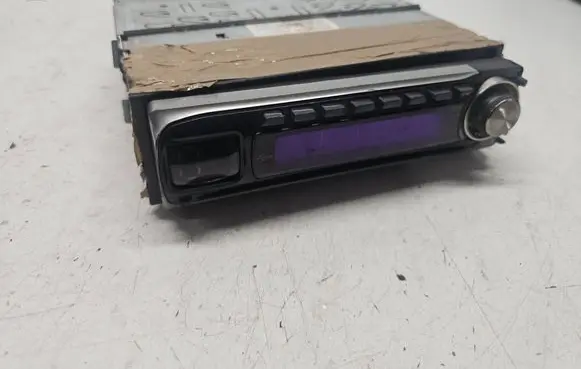 Seat Alhambra (Mk1) Radio/CD/DVD/GPS head unit KDCW5541U