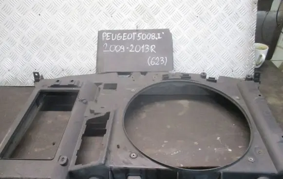 Peugeot 5008 Front piece kit 