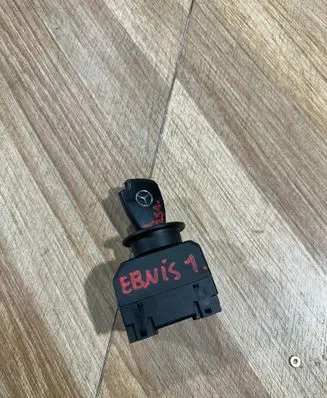Mercedes-Benz R W251 Ignition lock 1645450708 2003171751606152