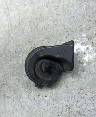 Audi A6 S6 C5 4B Horn signal