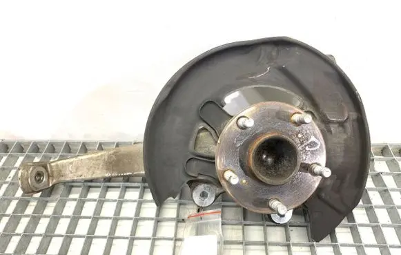 Lexus IS III XE30 Front wheel hub spindle knuckle 