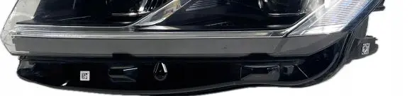 Volkswagen Touareg III Headlight/headlamp 761941035A