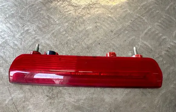 Nissan X-Trail T32 Third/center stoplight 265904BA0A