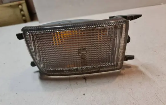 Volkswagen Golf III Front indicator light 084411606 014411606
