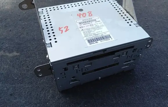 Mitsubishi ASX Radio/CD/DVD/GPS head unit 8701A352