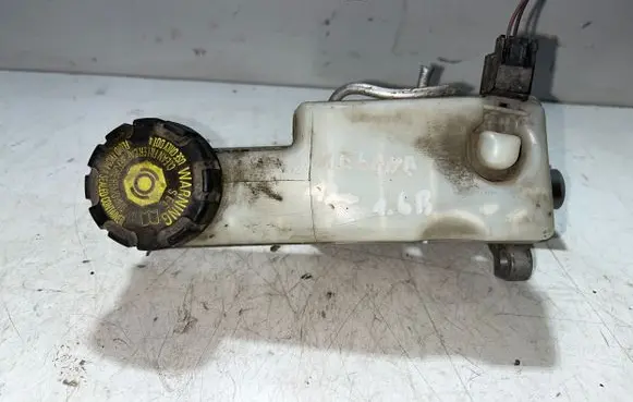 Brake fluid reservoir