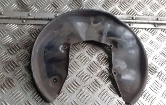 Audi A6 S6 C6 4F Rear brake disc plate dust cover 