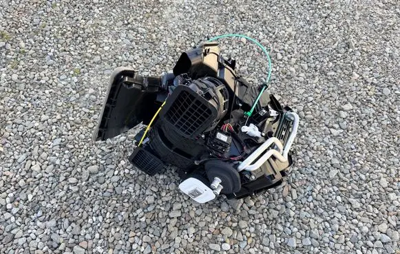 Renault Trafic III (X82) Heater blower radiator 272706780R VT456236 021612302