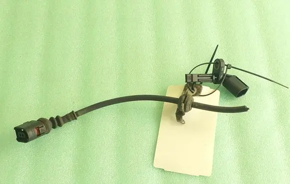 Audi A4 S4 B8 8K ABS brake wheel speed sensor 0265007927 6E0973702 4E0927804D