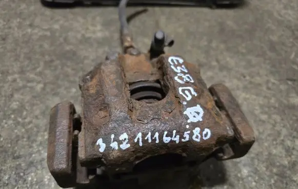 BMW 7 E38 Rear brake caliper 34211164580