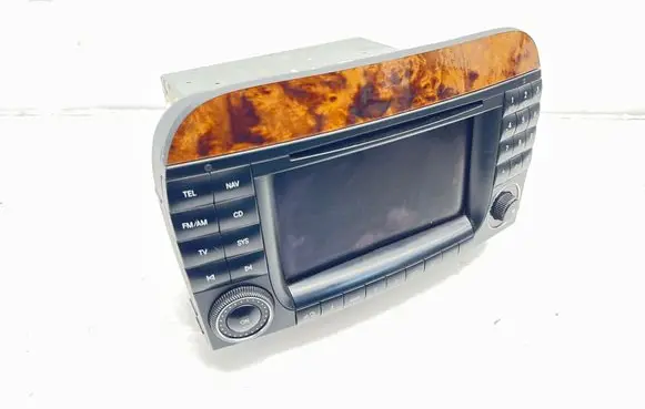 Mercedes-Benz S W220 Radio/CD/DVD/GPS head unit A2208205889