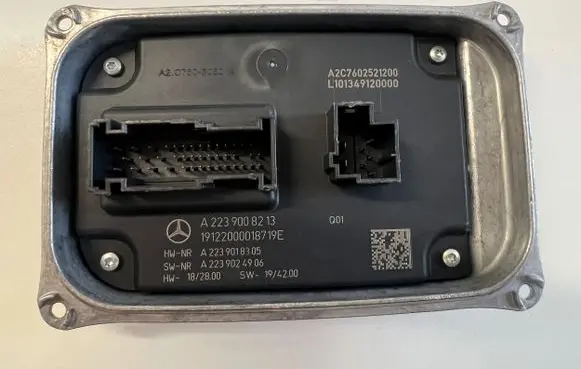 Mercedes-Benz E W214 LED ballast control module A2239008213 A2239024906 19122000018719E