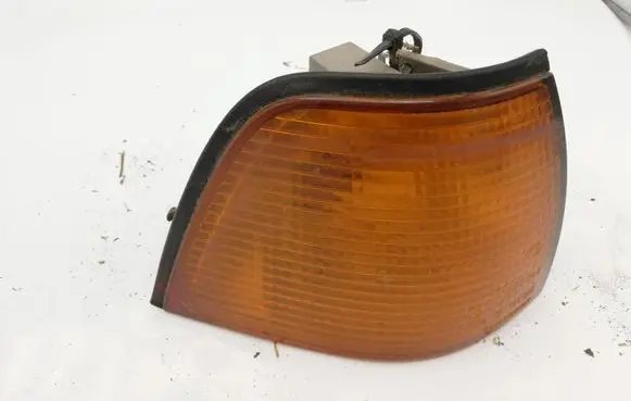 BMW 3 E36 Front indicator light 1384032