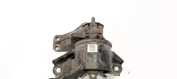 Hyundai Santa Fe Engine mount bracket 