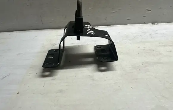 Volvo XC40 Engine bonnet/hood lock/latch loop/hook 32244455