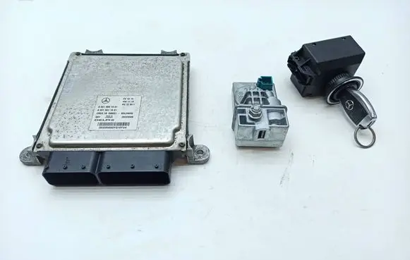Mercedes-Benz E W212 Engine ECU kit and lock set A6519007401 A6519011801 A2129058500