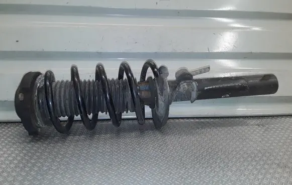 Volkswagen Touran I Front shock absorber with coil spring 