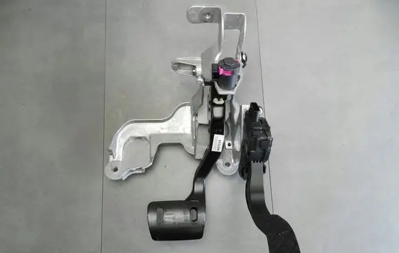 Audi A6 S6 C7 4G Pedal assembly 4H1723140C
