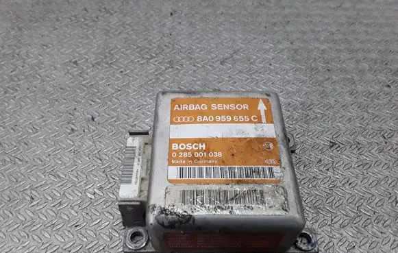 Audi A4 S4 B5 8D Airbag control unit/module 8A0959655C 0285001038