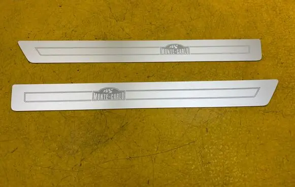 Foot area side trim