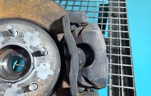 Opel Insignia B Front brake caliper IMPRK1547541