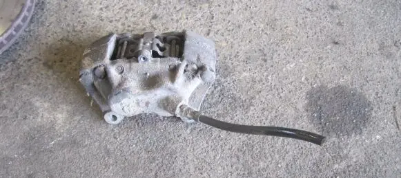 Mercedes-Benz SL R129 Front brake caliper A1294200083 1294200083
