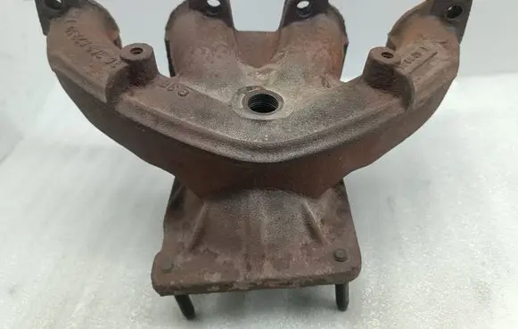 Citroen C3 Exhaust manifold 9636962310