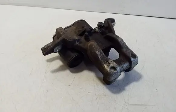 Toyota Yaris Cross Rear brake caliper 463100D020