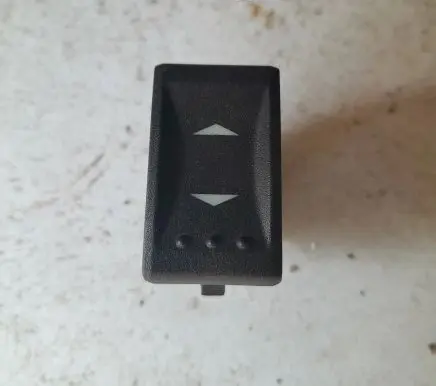 Ford Mondeo Mk III Electric window control switch 1S7T14529AB 03163207