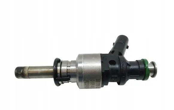 Audi RS7 C7 Fuel injector 3079036T
