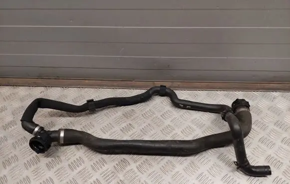 BMW X1 F48 F49 Engine coolant pipe/hose 7617363