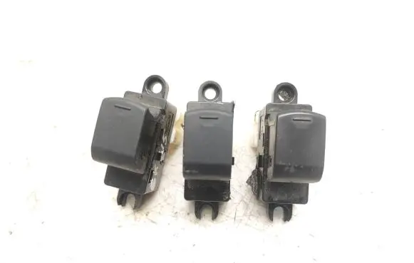 Subaru Outback Electric window control switch 0518Z