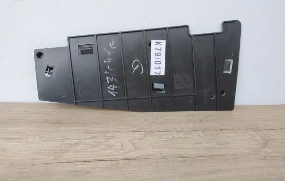 Mercedes-Benz Sprinter W906 Intercooler air guide/duct channel 9065050288
