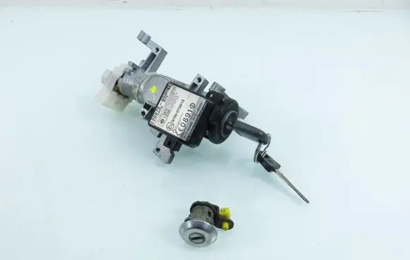 Suzuki Ignis Ignition lock 3397080G01