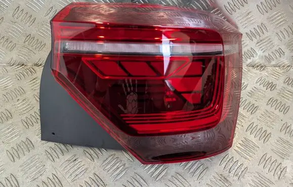 Volkswagen Polo VI Rear/tail lights 2G0945208H