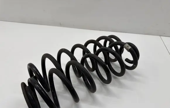 Skoda Superb B8 (3V) Rear coil spring 3Q0511115
