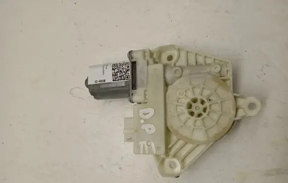 Mercedes-Benz E W213 Front door window regulator motor A2139069501