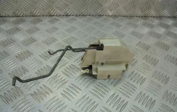 Hyundai Sonata Front door lock
