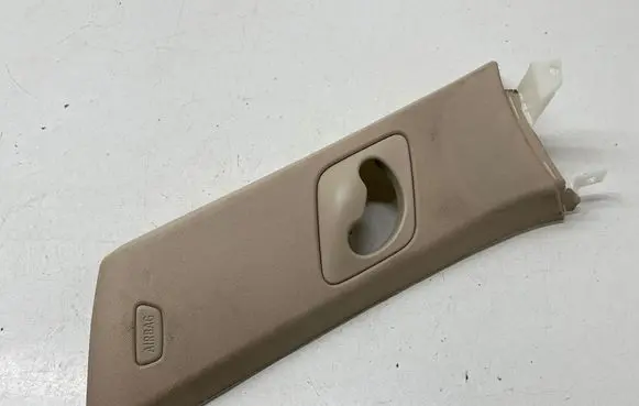 BMW X5 F15 (C) pillar trim 51437284700 15671812