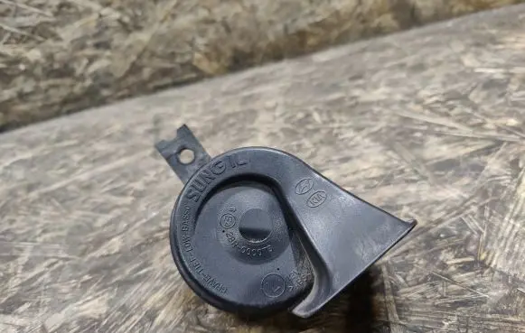 KIA Magentis Horn signal 28R000073 9661126000