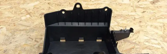 Battery box tray